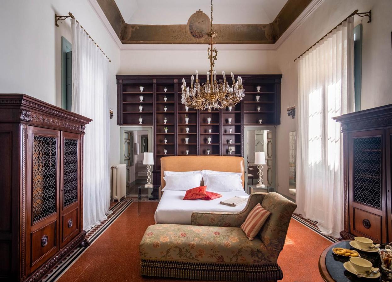 Palazzo Guido Bed & Breakfast Lecce Ngoại thất bức ảnh