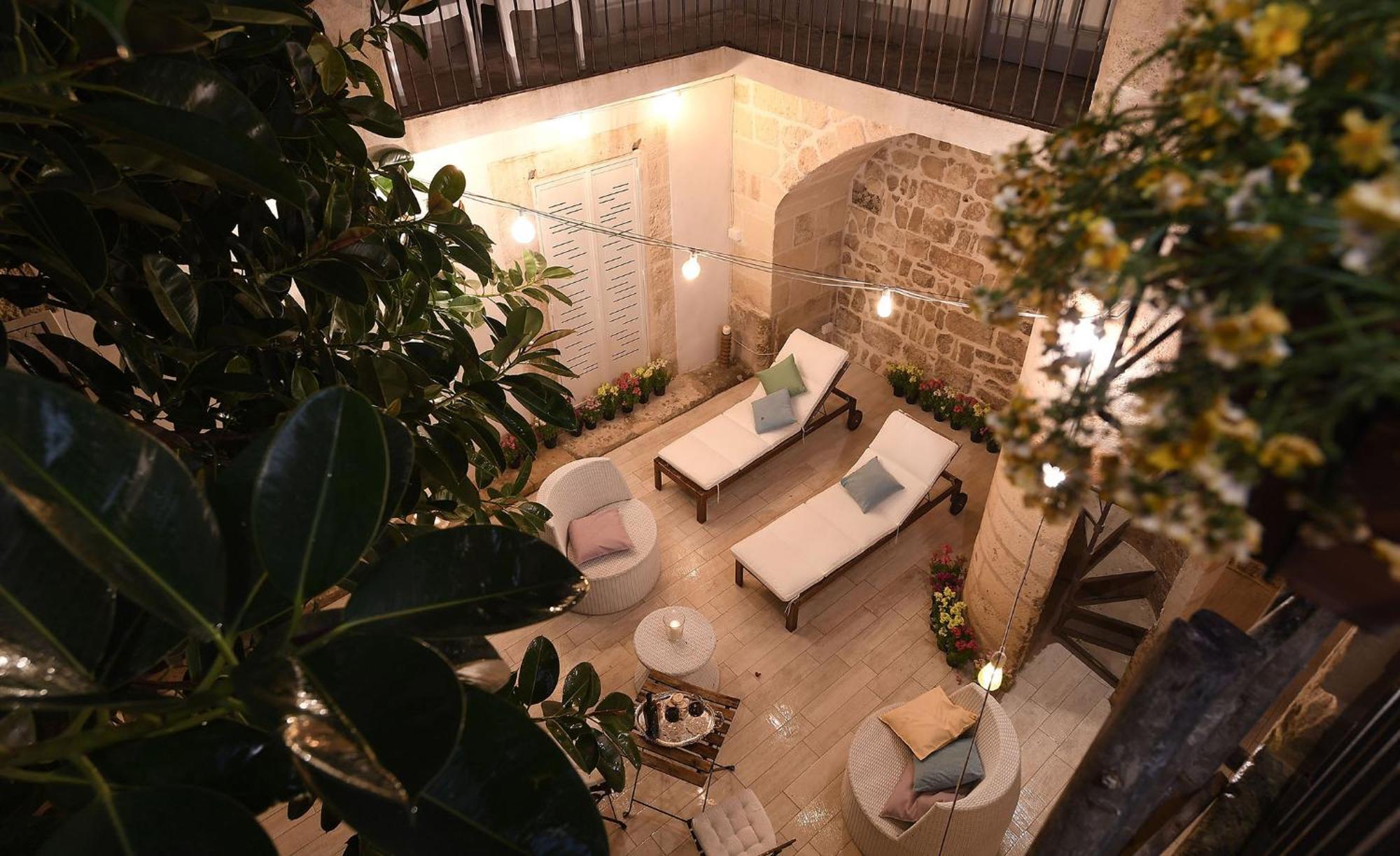 Palazzo Guido Bed & Breakfast Lecce Ngoại thất bức ảnh